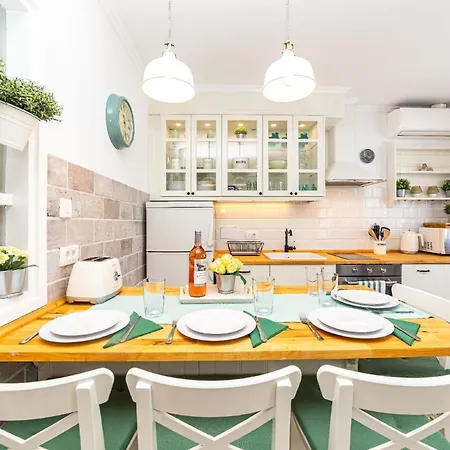 公寓 Ferienwohnung Fuer 4 Personen Ca 70 Qm In Split, Dalmatien Mitteldalmatien