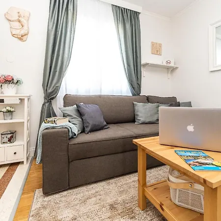 公寓 Ferienwohnung Fuer 4 Personen Ca 70 Qm In Split, Dalmatien Mitteldalmatien